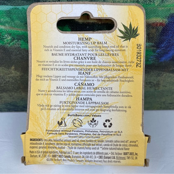 Burt’s Bees Hemp Chanvre Moisturizing Lip Balm - Picture 2 of 3
